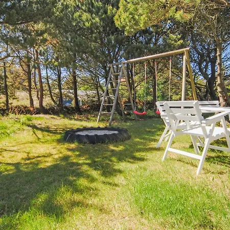 Semesterbostad Sakulf - 600m From The Sea By Interhome *