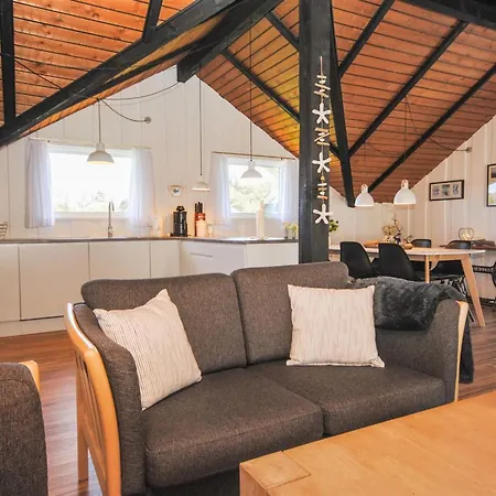 Sakulf - 600m From The Sea By Interhome